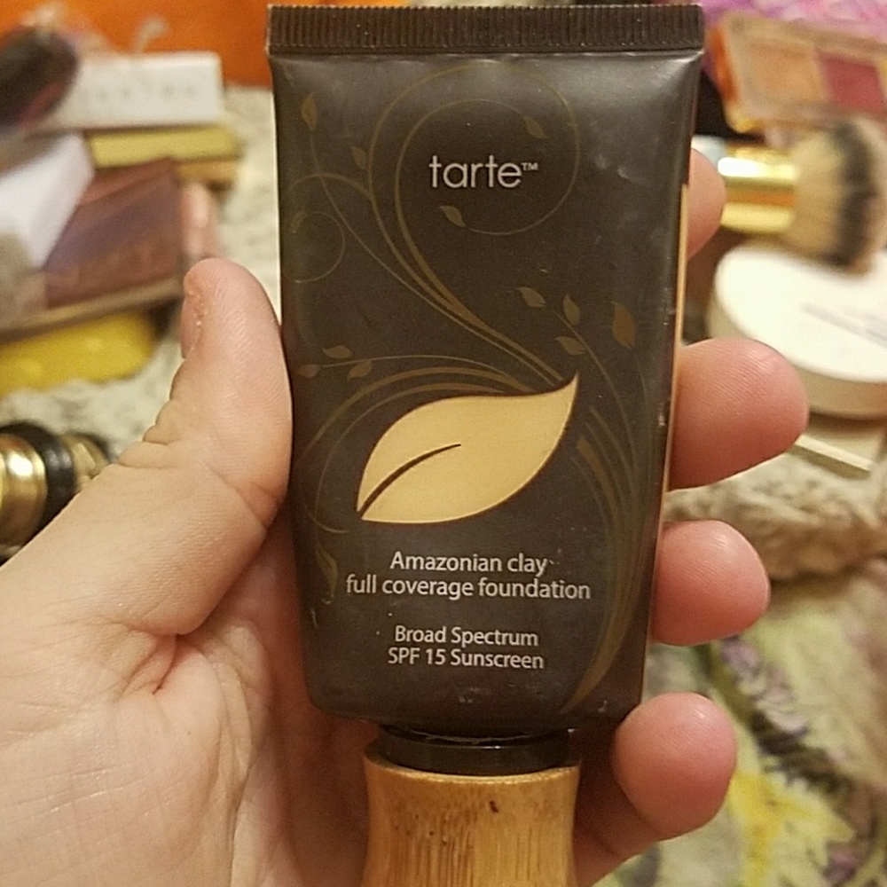 Tarte Amazonian clay foundation